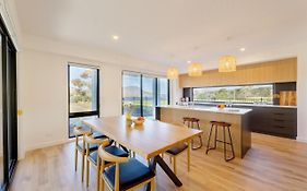 Hobart Luxury Waterfront Retreat 4Br Award-Winning Stay